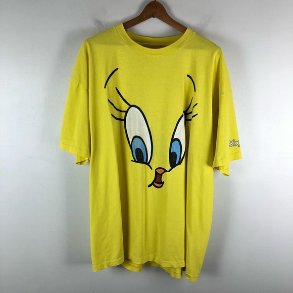 sixflags Other - Vintage 1995 tweety bird XXL six flags t shirt 687